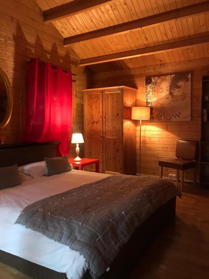 Отель Le Domaine De Barbizon Saint-Martin-en-Biere Экстерьер фото